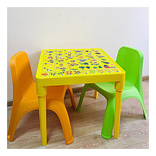 Комплект детска маса АНГЛИЙСКА АЗБУКА и две столчета